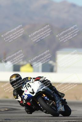 media/Jan-15-2026-Racers Edge (Thu) [[dfebeb70ab]]/3-B Group/Session 1 Turn 15/